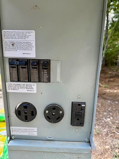 43rd image of this home