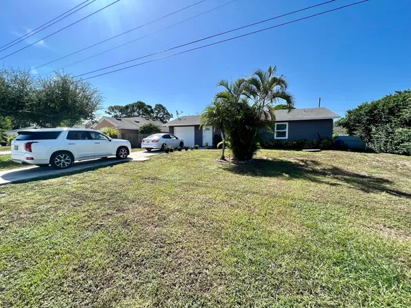 982 SW California Blvd, Port St Lucie, FL 34953