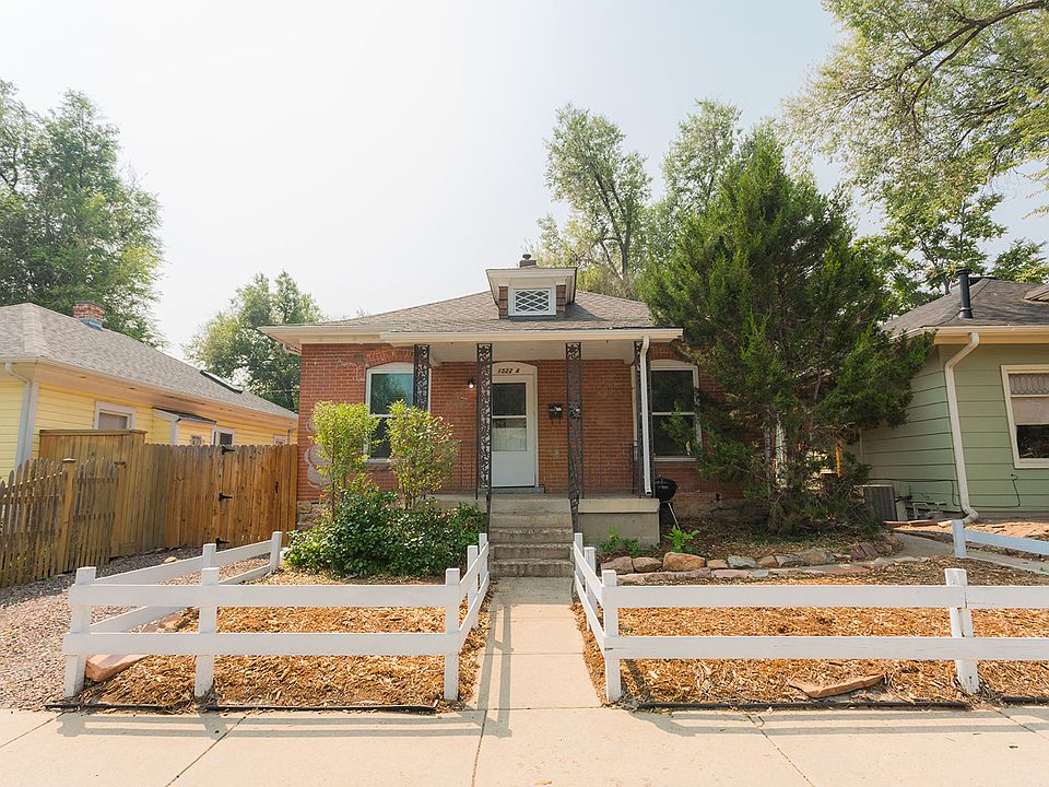 1522 Grove Street A Exterior