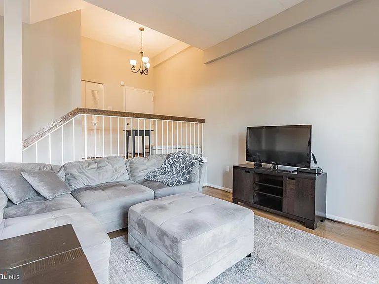 130 Roberts Ln #101 — Photo 12