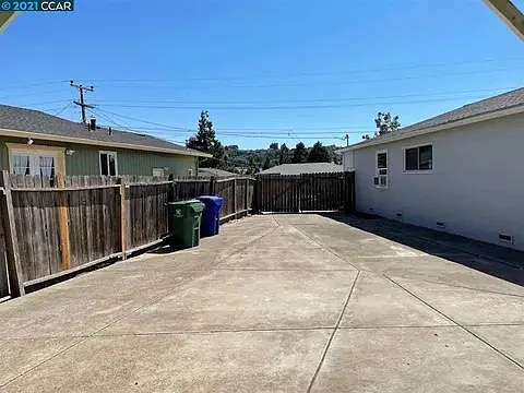 2807 Ruff Ave — Photo 3
