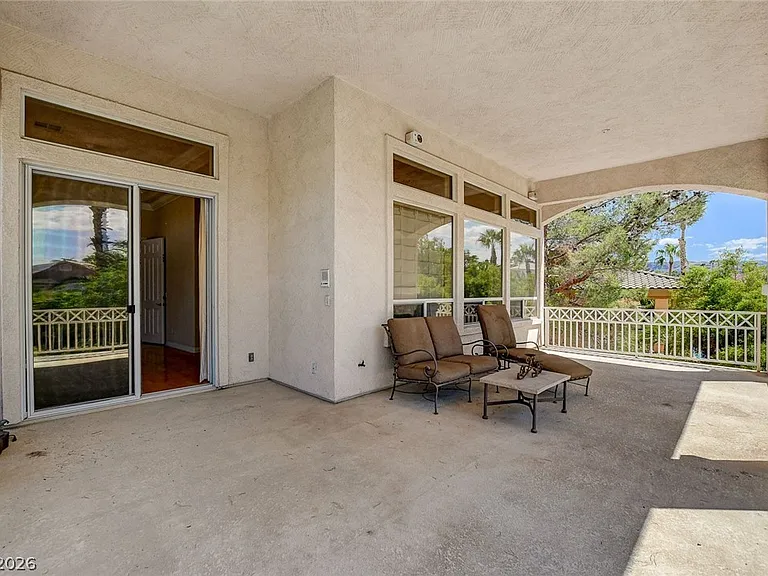 2041 Troon Dr — Photo 66