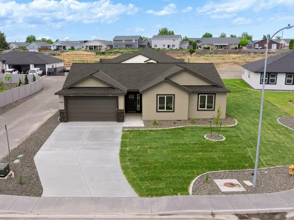 9409 Balflour Ct, Pasco, WA 99301