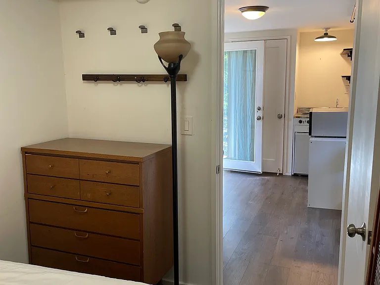 209 Moraga Way — Photo 7