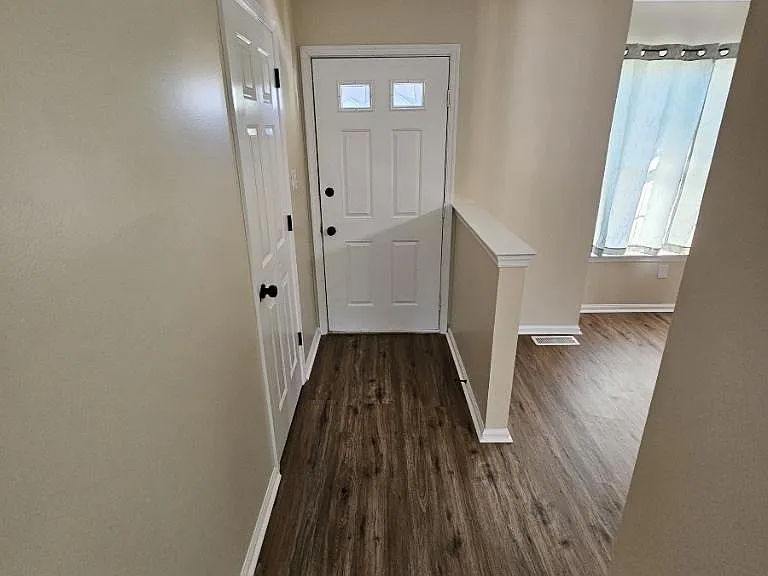 666 Walnut Tree Dr — Photo 3