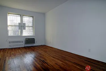 Rented by Wave Real Estate Group