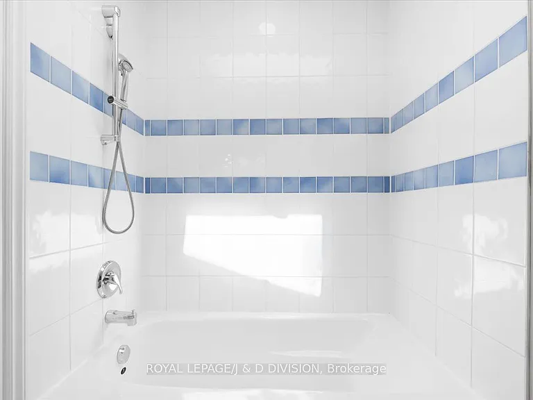 73 Astley Ave — Photo 25