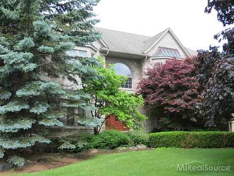 1st image of 5529 Woodfield Dr