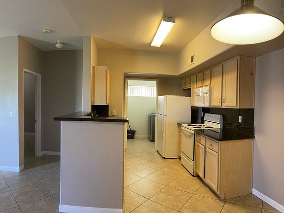 3rd image of 2615 W Gary Ave #12008