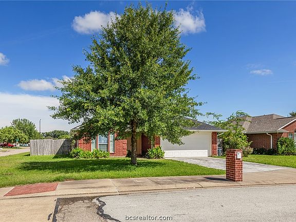 2nd image of 610 Plano Dr