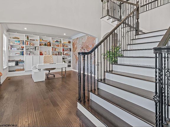 4th image of 153 Blue Sage Ct