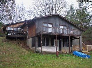 2710 Pine Ridge Dr, Ashtabula, OH 44004