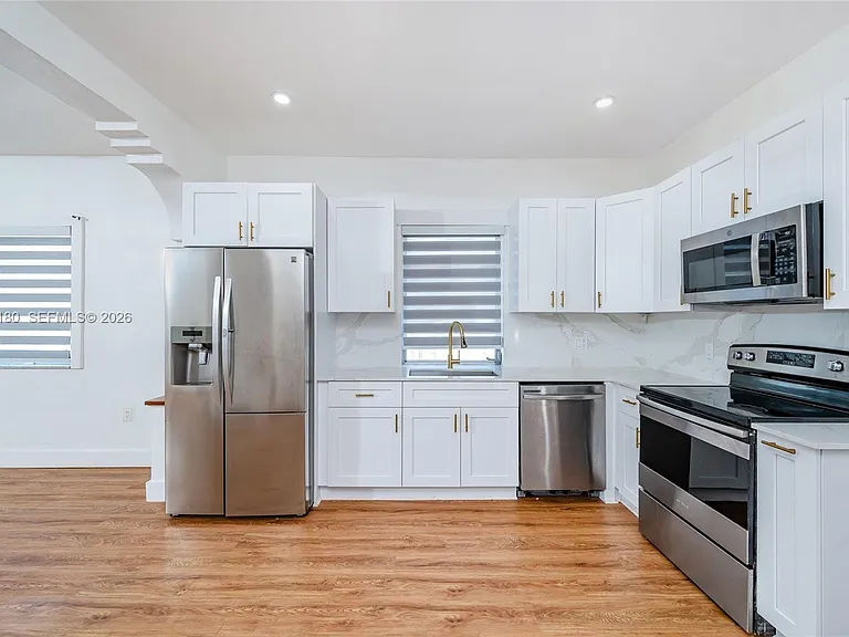 2368 SW 26th St #A — Photo 19