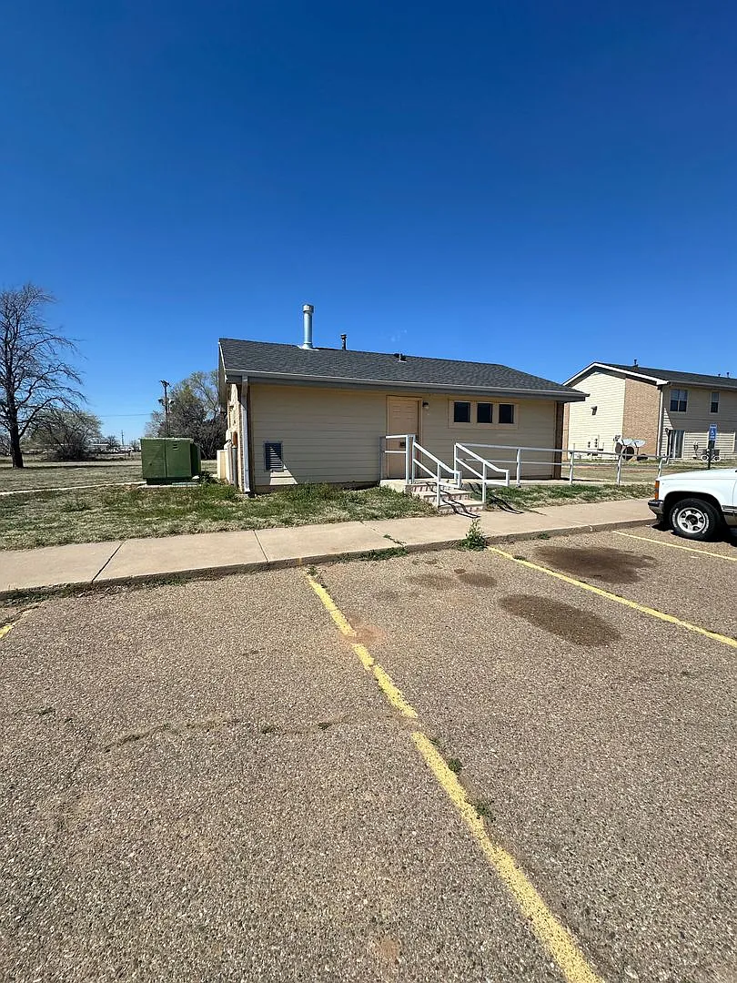 Echols 1500 - Sedona Apartments — Photo 4