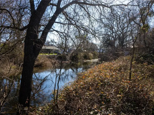 2936 Park View Dr, Lakeport, CA 95453