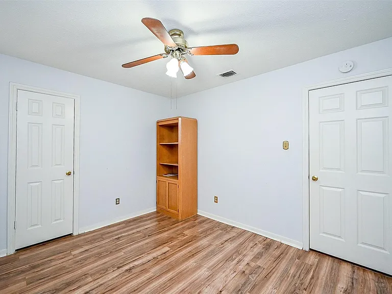 14431 Royal Hill Dr — Photo 21