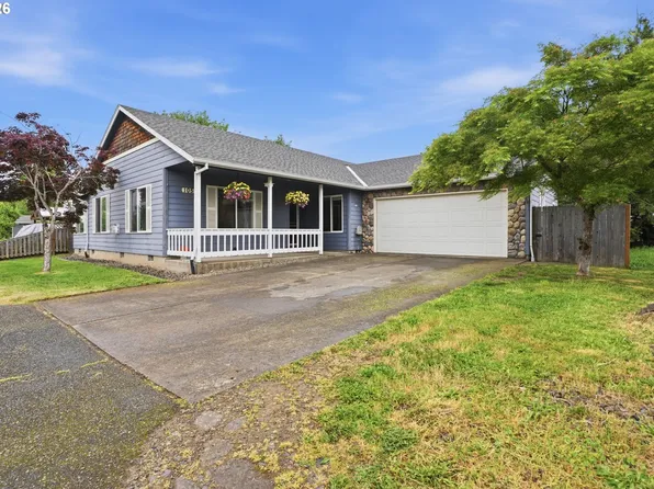 105 Toliver Rd, Molalla, OR 97038