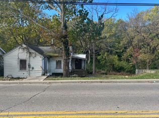 1521 Hunt Rd, Cincinnati, OH 45215