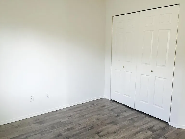 Upstairs bedroom 2