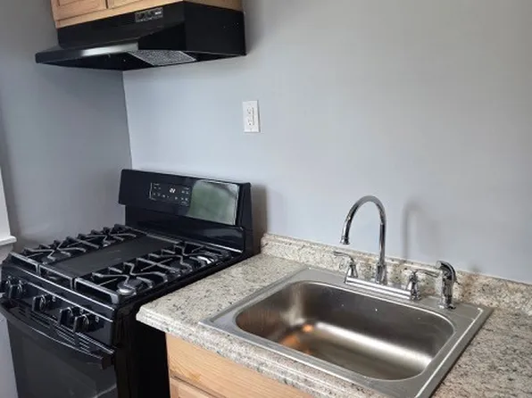 701 Cumberland Dr, Clarksville, TN 37040