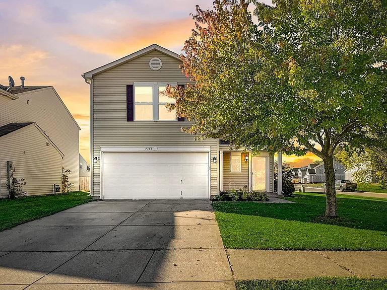 9389 W Stargazer Dr — Photo 1