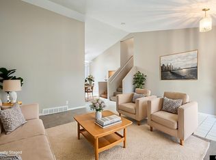 17638 Emiline St, Omaha, NE 68136