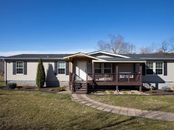 1898 Blacksburg Rd, Fincastle, VA 24090