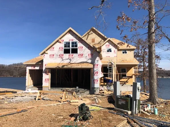 6 Roulette Ln, Climax Springs, MO 65324