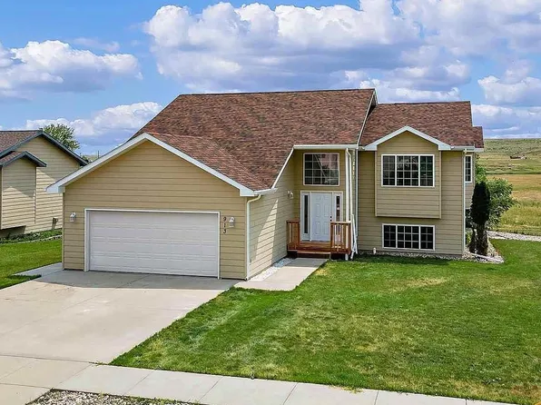 913 Field View Dr, Rapid City, SD 57701