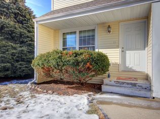 2311 Galen Dr UNIT 11, Champaign, IL