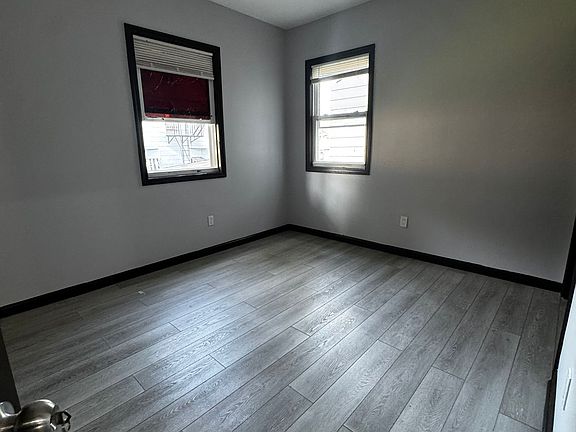 3rd image of 167 Elmwood Ave #1