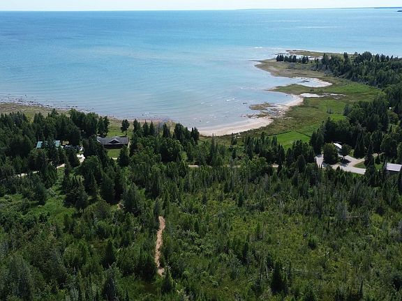 2nd image of Barque Point Trl