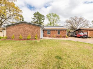 3096 Knight Rd, Memphis, TN 38118