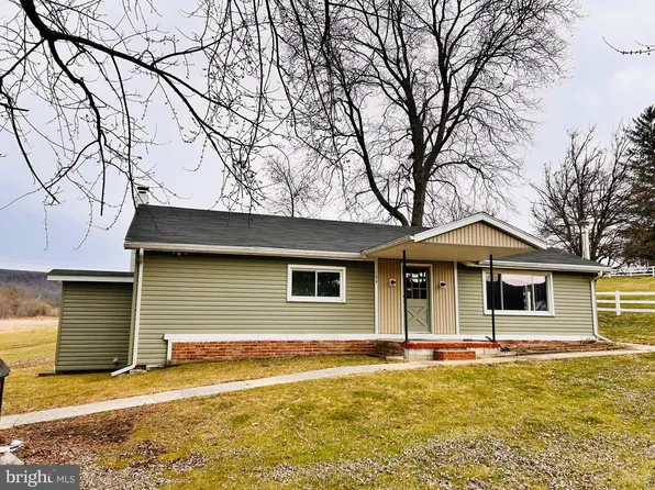 104 Apple Butter Rd, Aaronsburg, PA 16820