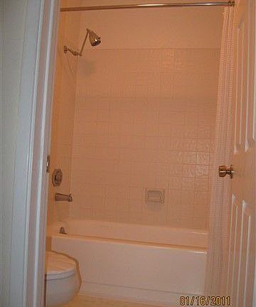 5th image of 322 Hanover Ave APT 405