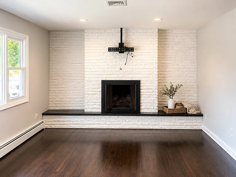 206 Dutch Lane Rd — Photo 2