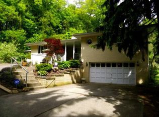 238 Hackberry Ln, North Huntingdon, PA 15642