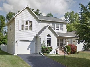 9 Victoria Way, Albany, NY 12209