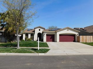 1157 Colorado Dr, Plumas Lake, CA 95961