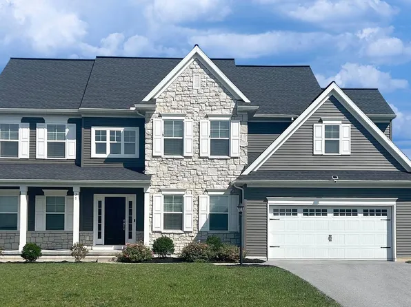 28 Rycroft Rd, Mechanicsburg, PA 17050