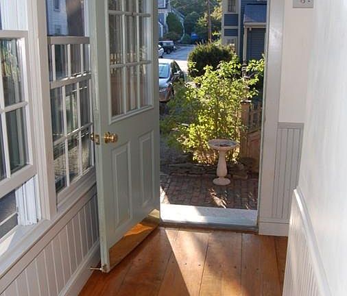 3rd image of 5 Bromfield Ct