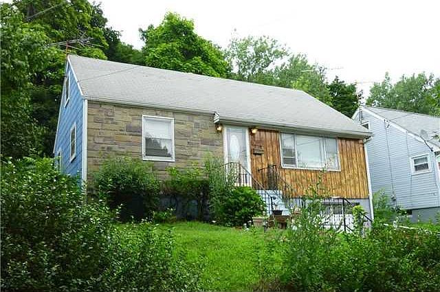 1st image of 75 Larter Ave
