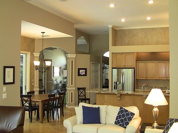 3rd image of 6019 Catlin Dr