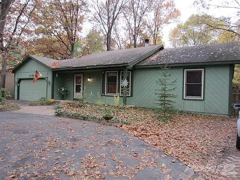 3168 Welch Rd photo 1