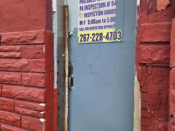 5th image of 1621 Margaret St