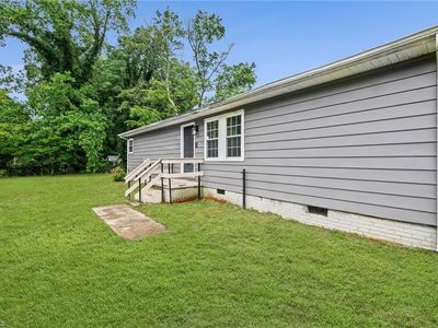 1450 Old Hollow Rd, Winston Salem, NC, 27105