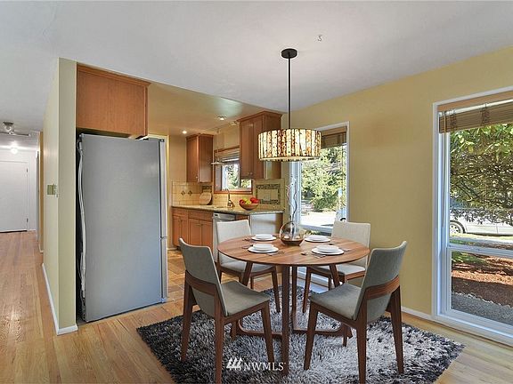 5th image of 22102 66th Ave W