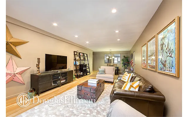 Sold by Douglas Elliman | media 15