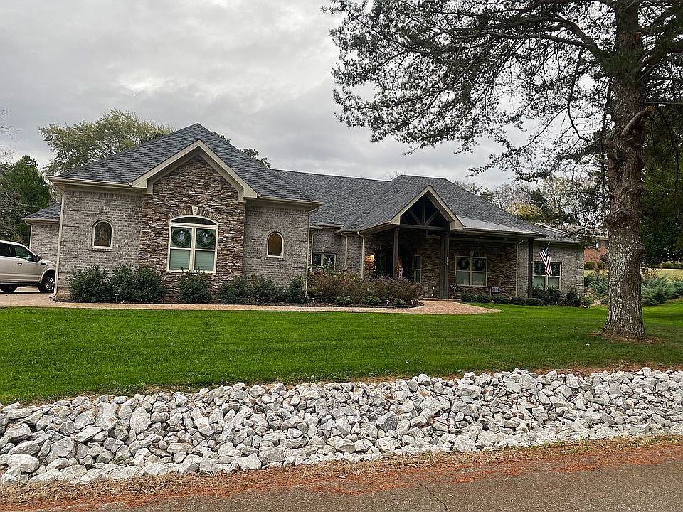 2nd image of 111 Hillside Rd