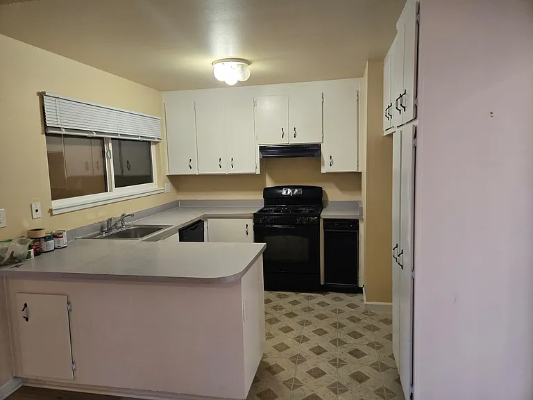 37788 Dahlia Dr — Photo 7